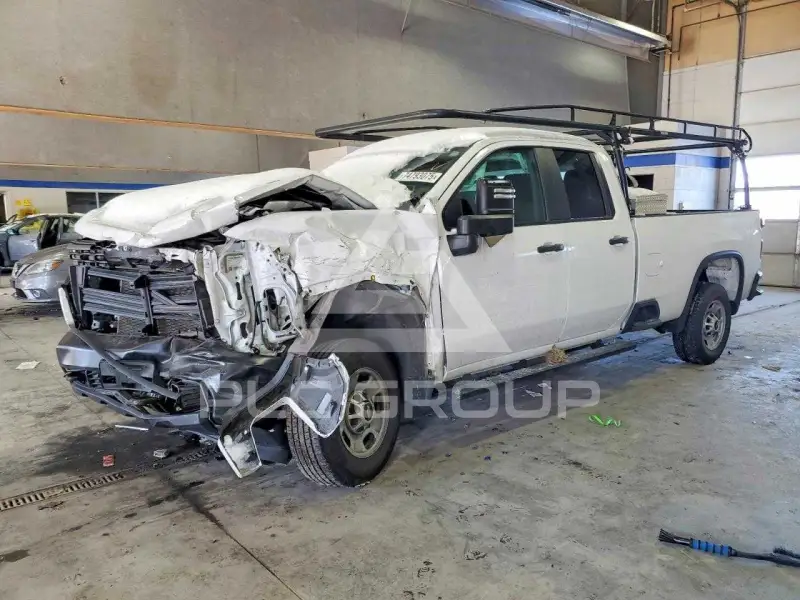 2023 Chevrolet Silverado photo