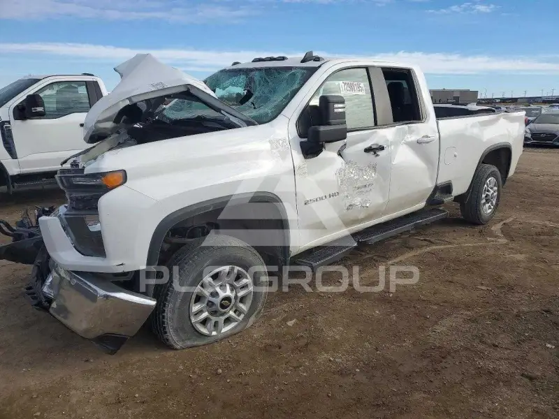2023 Chevrolet Silverado фото