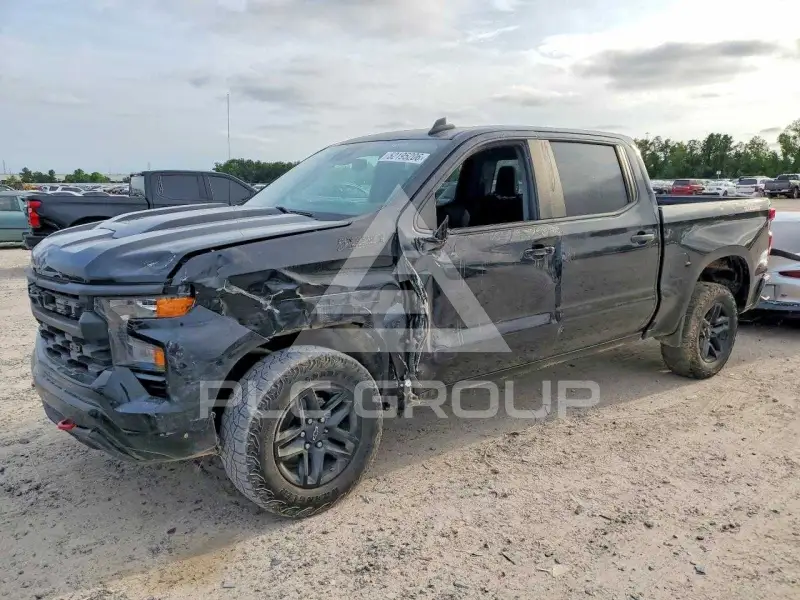 2023 Chevrolet Silverado фото