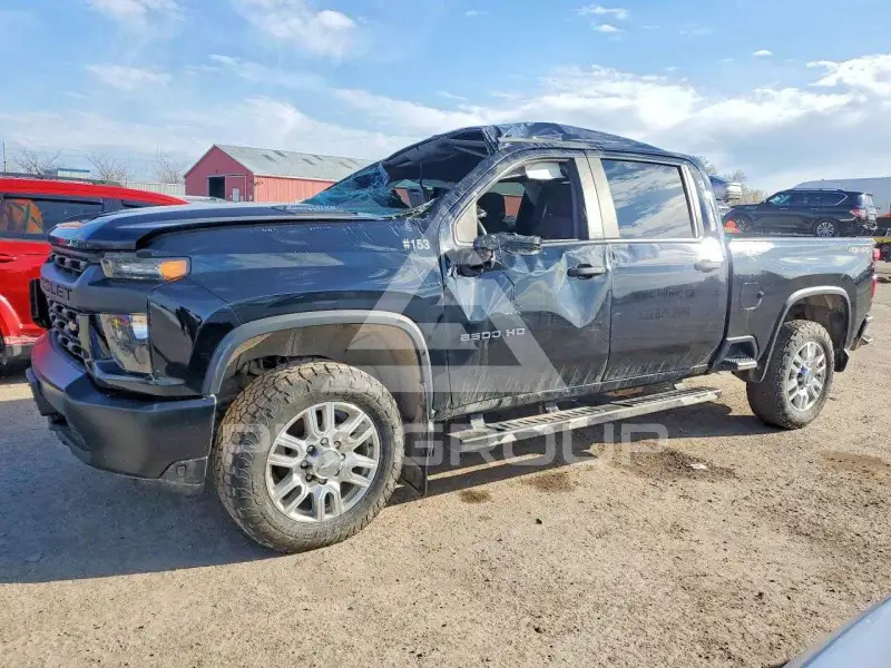 2023 Chevrolet Silverado фото