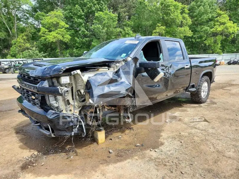 2023 Chevrolet Silverado фото