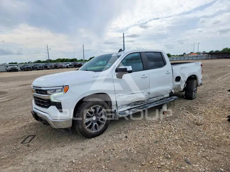 2023 Chevrolet Silverado фото