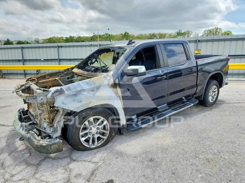 2023 Chevrolet Silverado photo