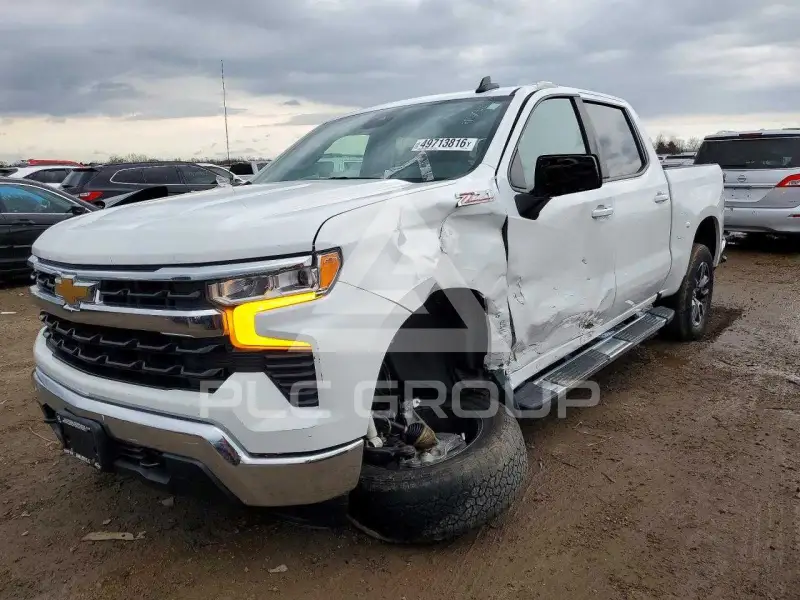 2023 Chevrolet Silverado photo