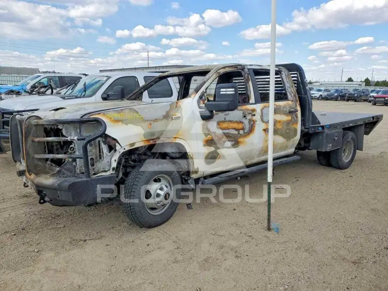 2023 Chevrolet Silverado photo