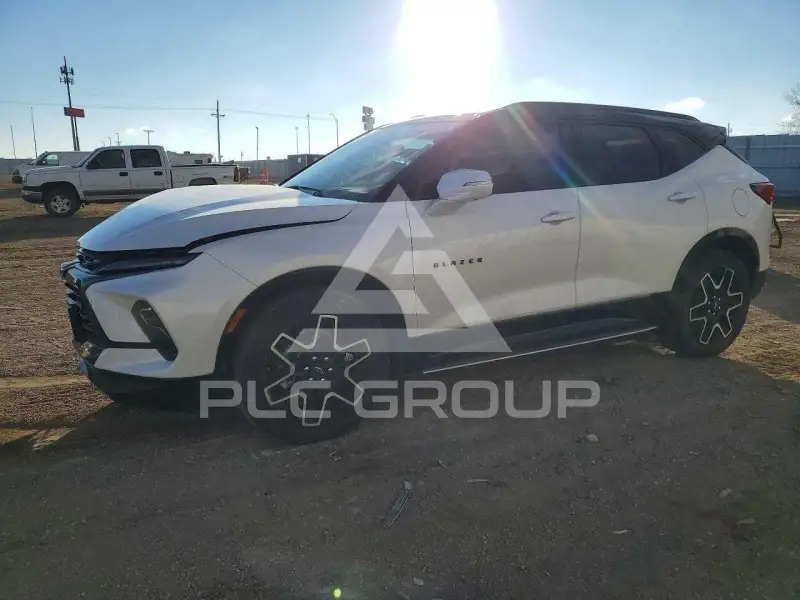 2023 Chevrolet Blazer photo