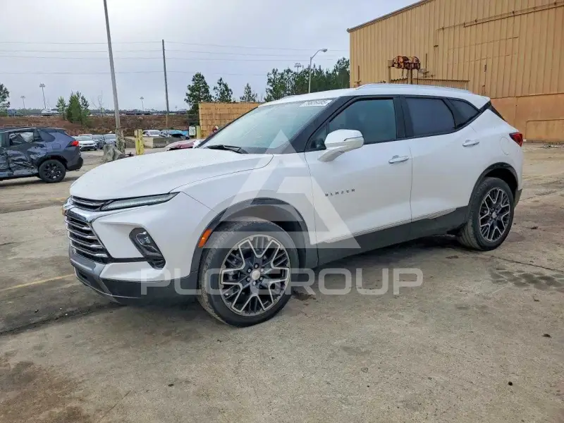 2023 Chevrolet Blazer photo