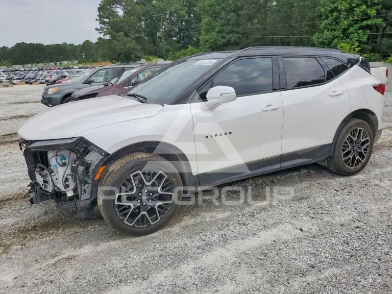 2023 Chevrolet Blazer фото