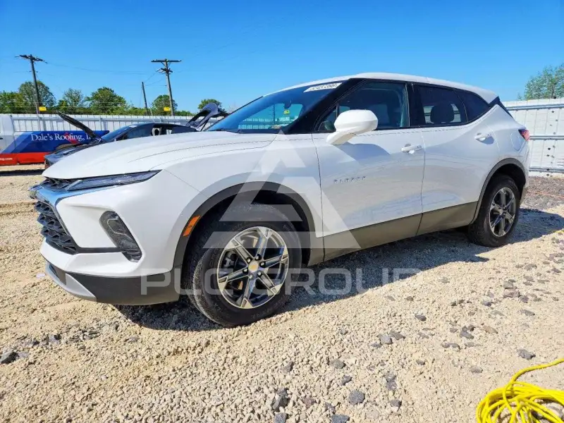 2023 Chevrolet Blazer photo