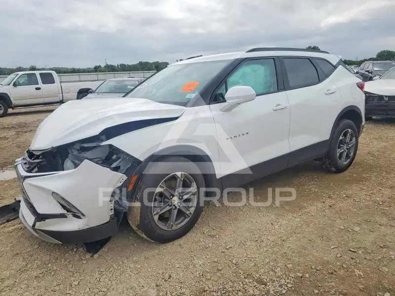 2023 Chevrolet Blazer photo