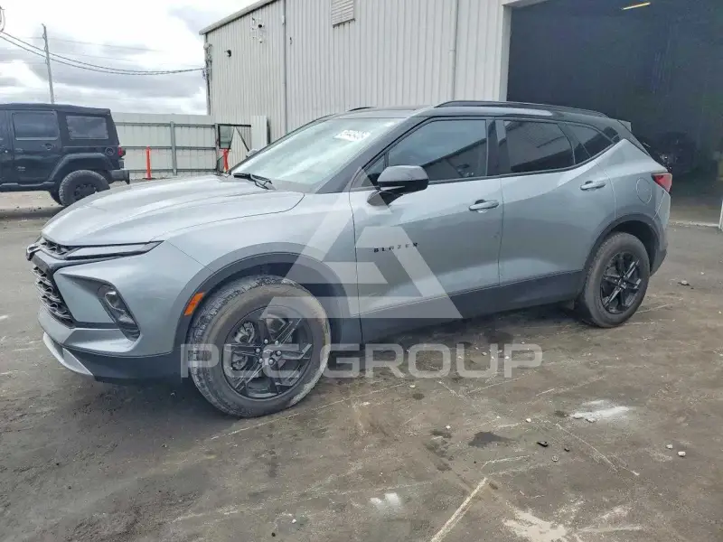 2023 Chevrolet Blazer фото