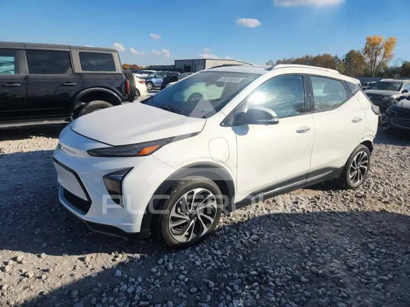 2023 Chevrolet Bolt photo
