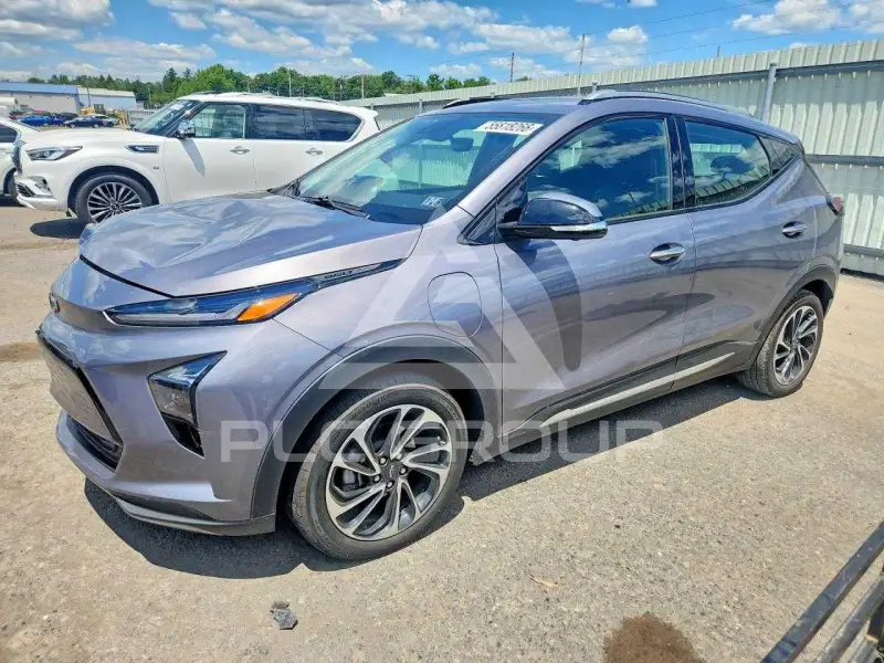 2023 Chevrolet Bolt photo
