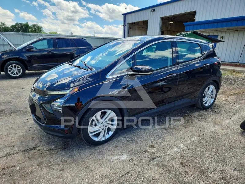2023 Chevrolet Bolt photo
