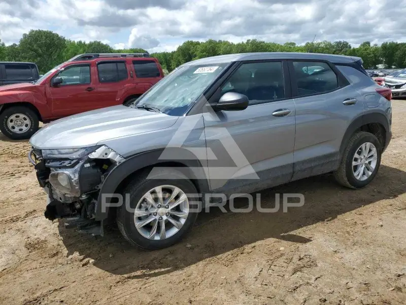 2023 Chevrolet TRAILBLAZE photo