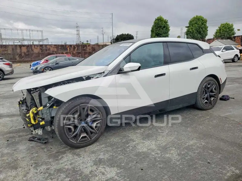 2023 BMW iX фото