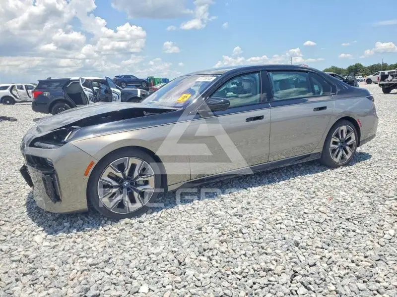 2023 BMW 760 photo