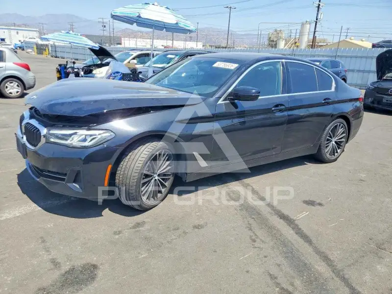 2023 BMW 530 фото