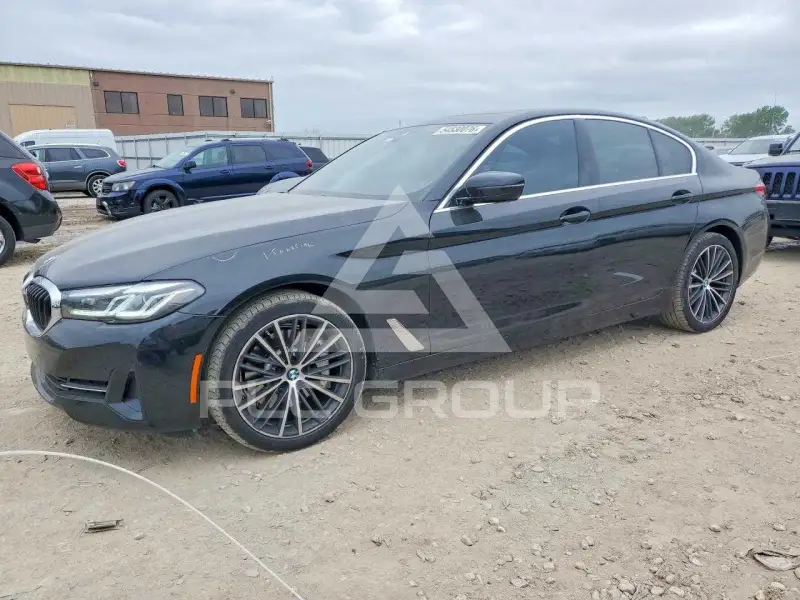 2023 BMW 530 фото
