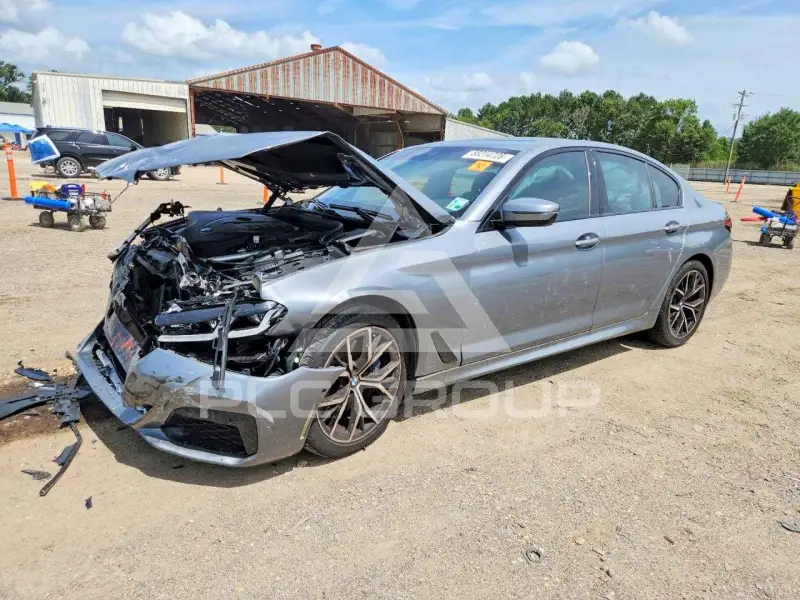 2023 BMW 530 фото
