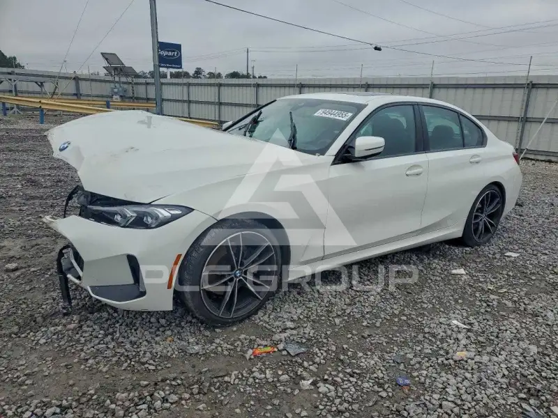 2023 BMW 330 фото