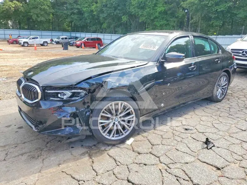 2023 BMW 330 photo