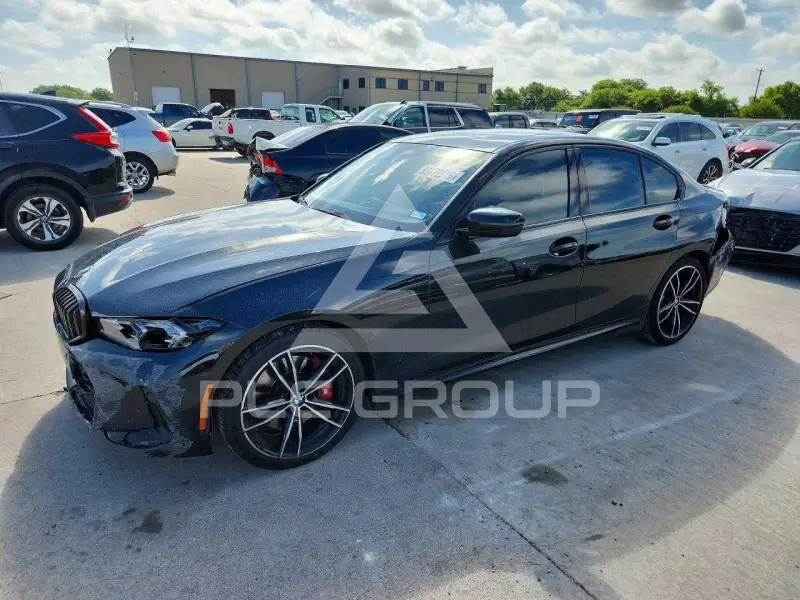 2023 BMW 330 photo