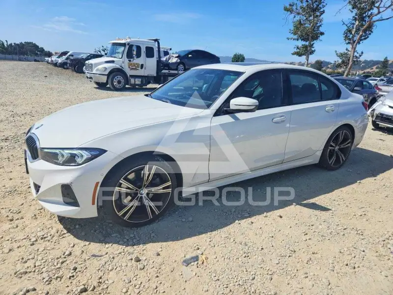 2023 BMW 330 фото