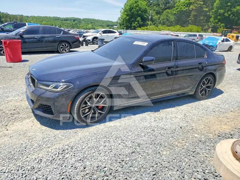 2023 BMW 540 фото