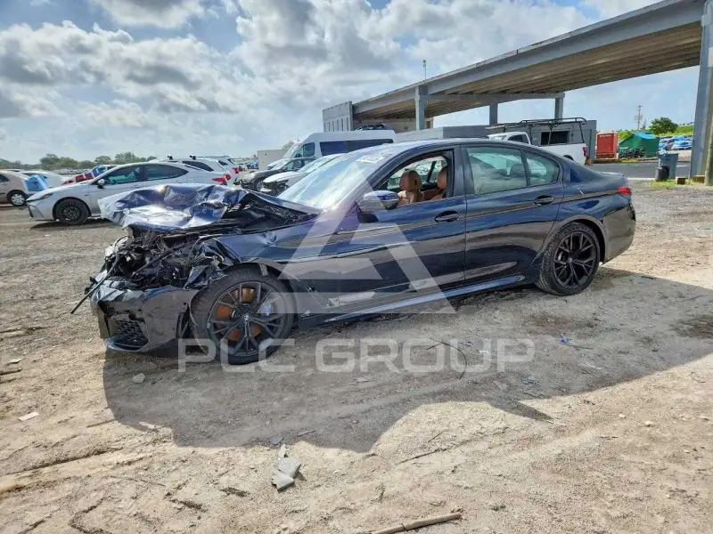 2023 BMW 540 фото