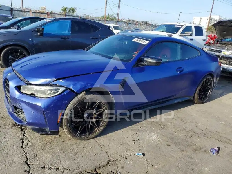 2023 BMW M4 фото