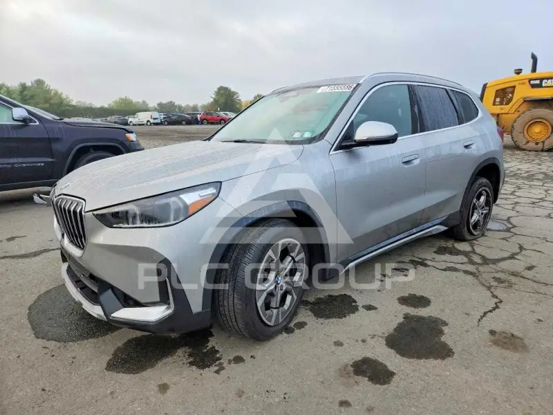 2023 BMW X1 фото