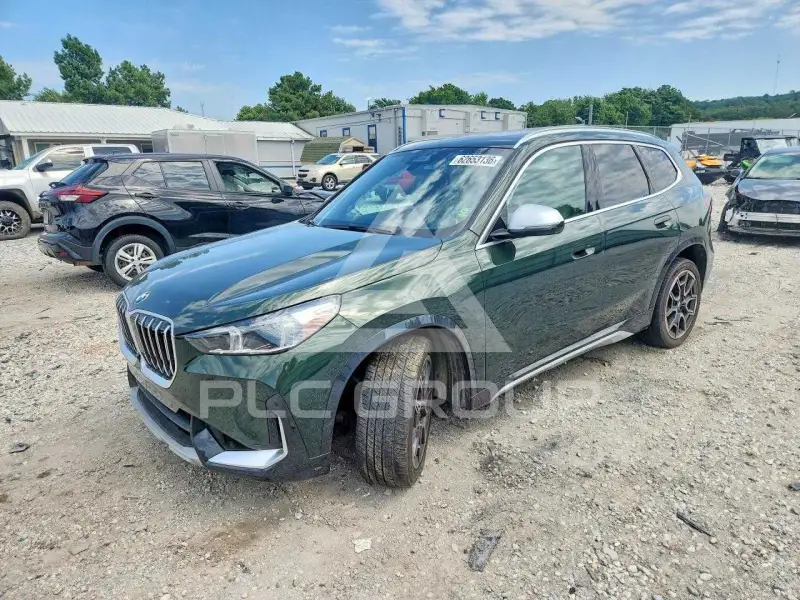 2023 BMW X1 photo