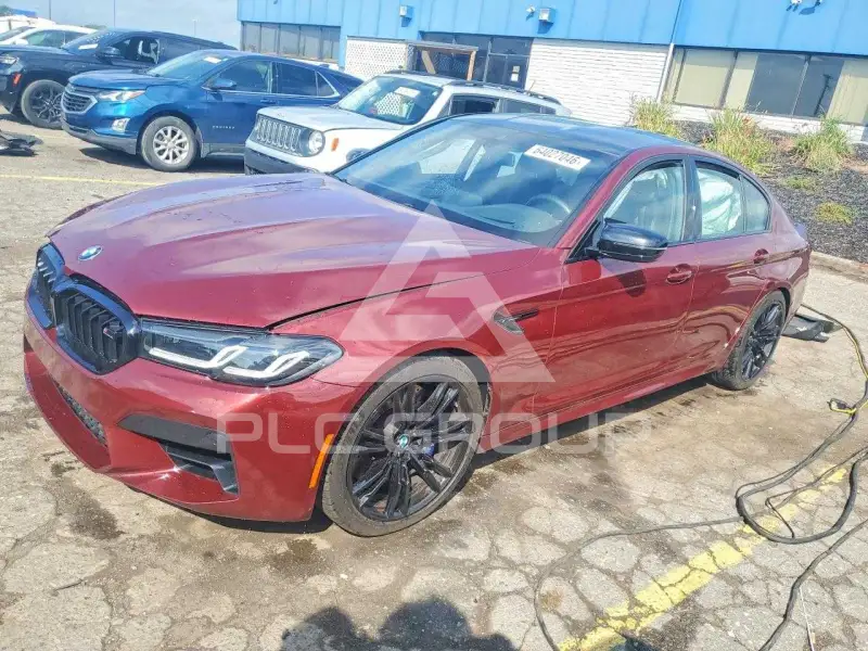2023 BMW M5 фото