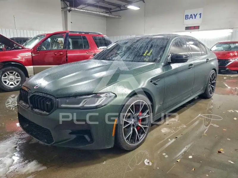 2023 BMW M5 фото
