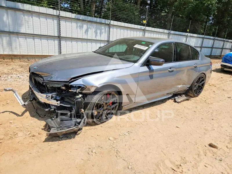 2023 BMW M5 фото