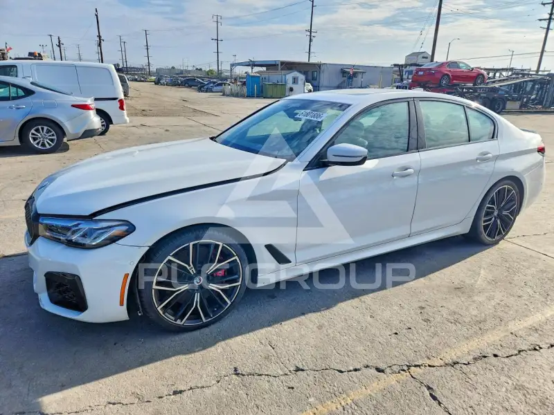 2023 BMW M5 photo
