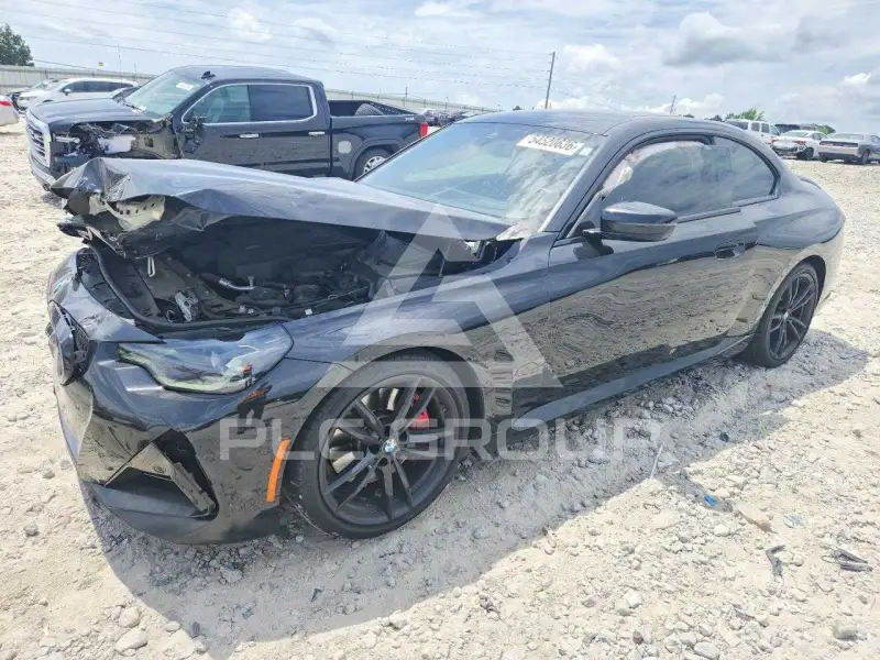 2023 BMW 230 photo