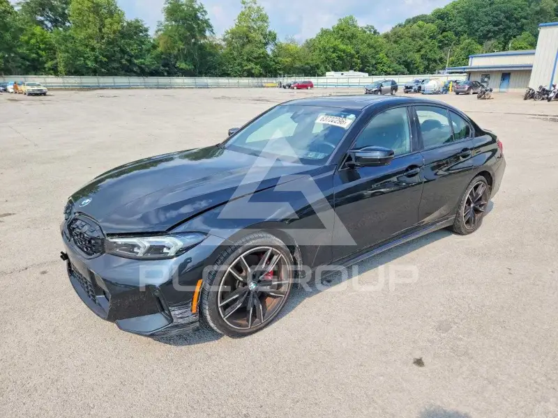 2023 BMW M3 фото