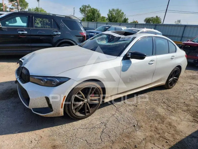 2023 BMW M340 фото