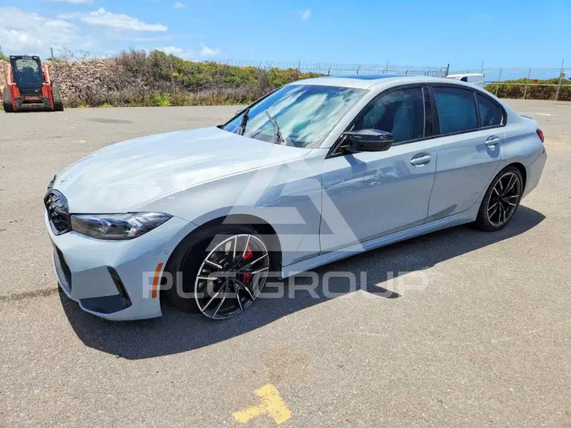 2023 BMW M3 фото