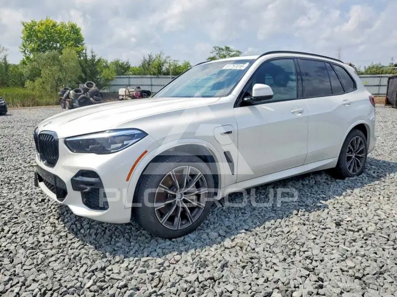 2023 BMW X5 фото