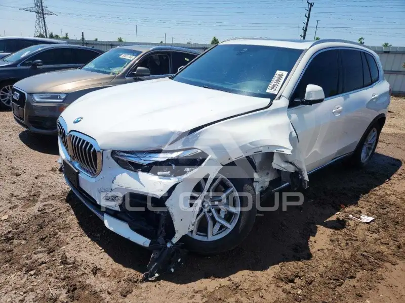 2023 BMW X5 фото