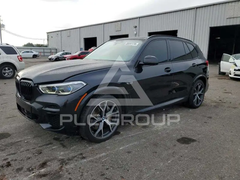 2023 BMW X5 фото
