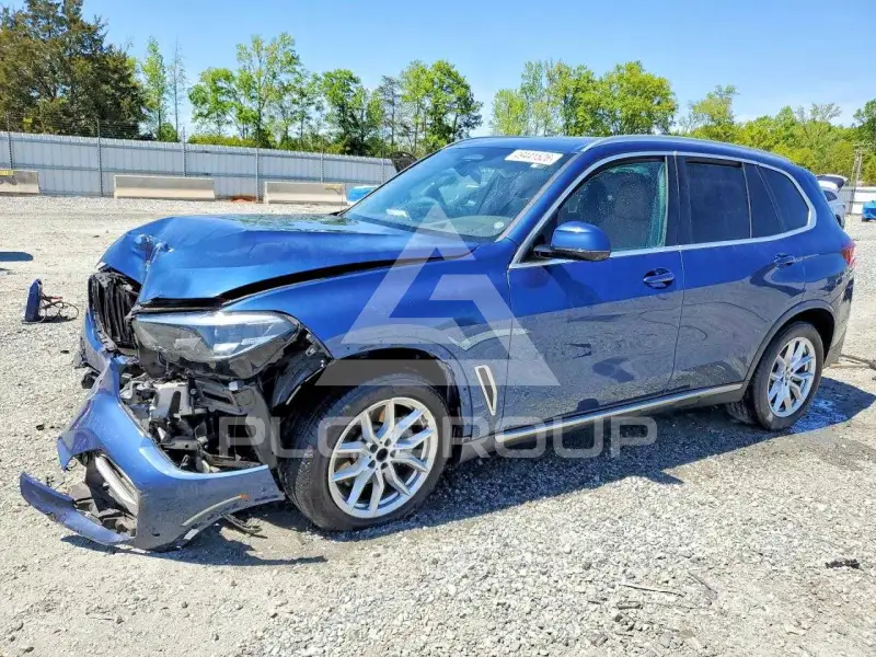 2023 BMW X5 фото