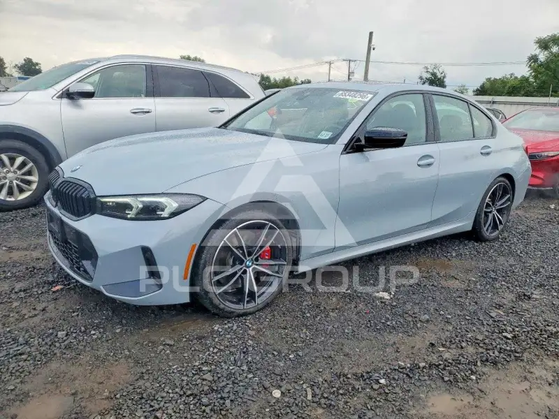 2023 BMW 330 photo