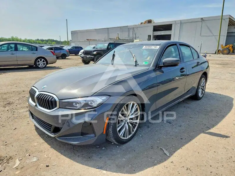2023 BMW 330 photo