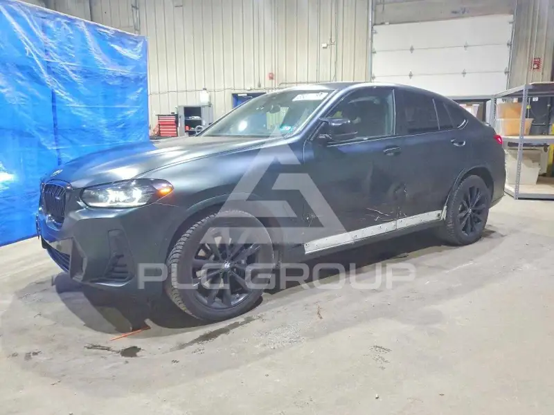 2023 BMW X4 фото