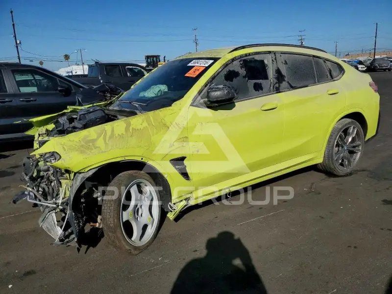2023 BMW X4 photo