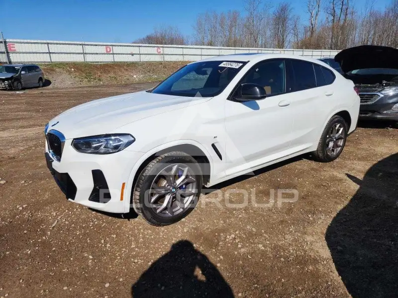2023 BMW X4 фото